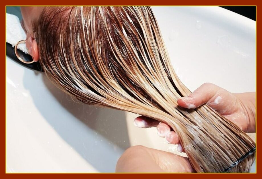 Маска глубокого восстановления волос средней длины Total 3